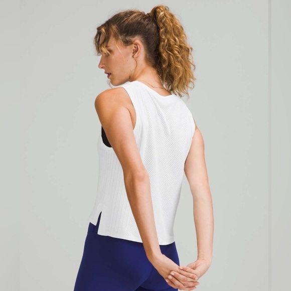 Lululemon Train to Be Tank Top Muscle Tank Mesh Cropped White Size 4 Athleisure - Picture 5 of 11